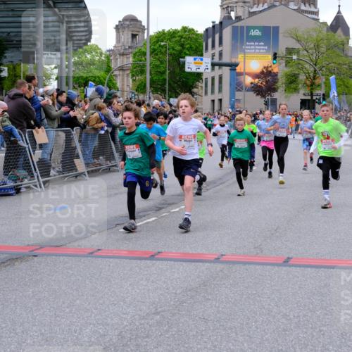 25.04.2026 - Das Zehntel Tim E. http://msf.ph/oto/9574018 25.04.2026 10:49:07 Ziel 5008, 5012, 5300, 5416, 6056, 6417, 6422, 6423, 6523, 6544, 6548, 6553, 6668, 6707, 6940, 7138, 7146, 7164, 7176, 7303, 7402, 7726, 7972 meine-sportfotos.de