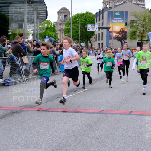 25.04.2026 - Das Zehntel Tim E. http://msf.ph/oto/9574021 25.04.2026 10:49:07 Ziel 5008, 5012, 5300, 5416, 6056, 6417, 6422, 6423, 6523, 6544, 6548, 6553, 6668, 6707, 6940, 7138, 7146, 7164, 7176, 7303, 7402, 7726, 7972 meine-sportfotos.de