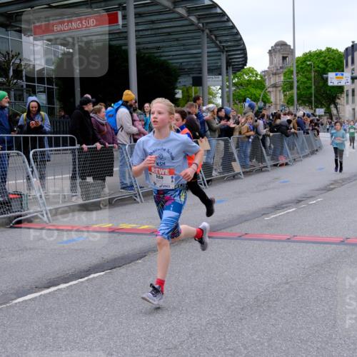 25.04.2026 - Das Zehntel Tim E. http://msf.ph/oto/9574035 25.04.2026 10:49:11 Ziel 5008, 5300, 5742, 6417, 6422, 6423, 6523, 6544, 6548, 6553, 6940, 7138, 7146, 7164, 7176, 7303, 7394, 7402, 7619, 7972 meine-sportfotos.de