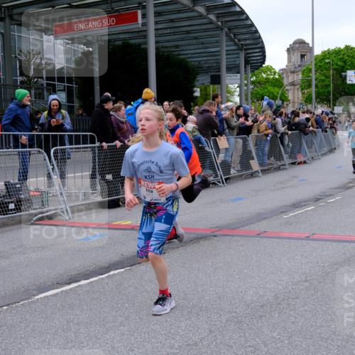 25.04.2026 - Das Zehntel Tim E. http://msf.ph/oto/9574036 25.04.2026 10:49:11 Ziel 5008, 5300, 5742, 6417, 6422, 6423, 6523, 6544, 6548, 6553, 6940, 7138, 7146, 7164, 7176, 7303, 7394, 7402, 7619, 7972 meine-sportfotos.de