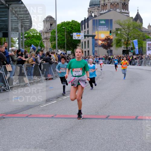 25.04.2026 - Das Zehntel Tim E. http://msf.ph/oto/9574040 25.04.2026 10:49:13 Ziel 5008, 5300, 5734, 5742, 6417, 6422, 6423, 6523, 6544, 6548, 6553, 6711, 6732, 6940, 6964, 7138, 7146, 7164, 7303, 7394, 7402, 7619, 7972 meine-sportfotos.de