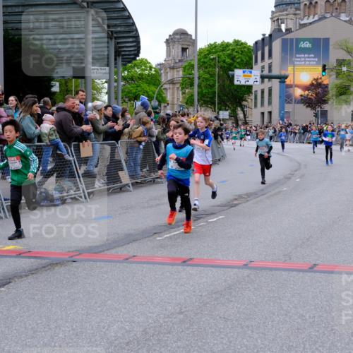 25.04.2026 - Das Zehntel Tim E. http://msf.ph/oto/9574061 25.04.2026 10:49:17 Ziel 5734, 5742, 6045, 6518, 6548, 6711, 6732, 6964, 7394, 7402, 7529, 7619 meine-sportfotos.de