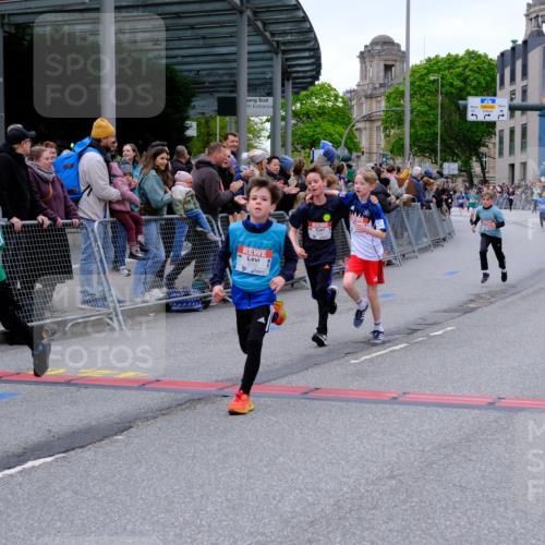 25.04.2026 - Das Zehntel Tim E. http://msf.ph/oto/9574066 25.04.2026 10:49:18 Ziel 5734, 5742, 6045, 6518, 6548, 6711, 6732, 6964, 7394, 7529, 7619 meine-sportfotos.de