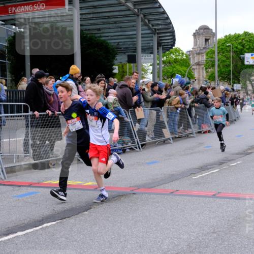 25.04.2026 - Das Zehntel Tim E. http://msf.ph/oto/9574071 25.04.2026 10:49:19 Ziel 5734, 5742, 5762, 6045, 6069, 6518, 6711, 6732, 6964, 7394, 7529, 7619 meine-sportfotos.de