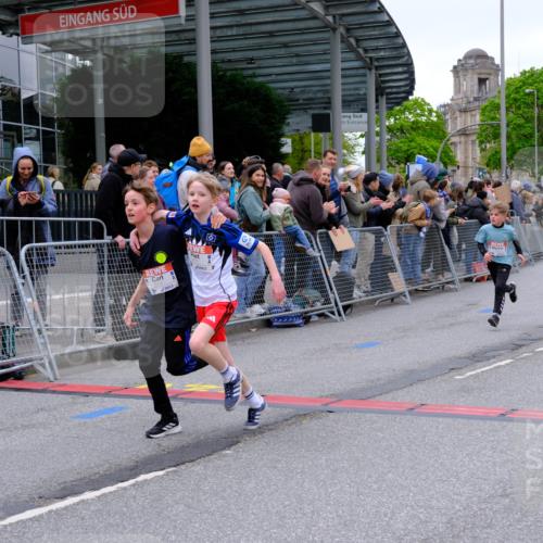 25.04.2026 - Das Zehntel Tim E. http://msf.ph/oto/9574072 25.04.2026 10:49:19 Ziel 5734, 5742, 5762, 6045, 6069, 6518, 6711, 6732, 6964, 7394, 7529, 7619 meine-sportfotos.de