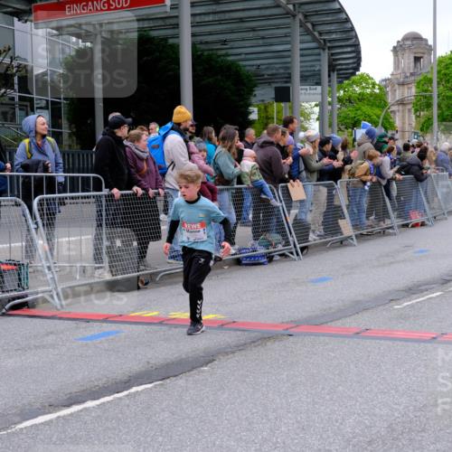 25.04.2026 - Das Zehntel Tim E. http://msf.ph/oto/9574079 25.04.2026 10:49:20 Ziel 5734, 5742, 5762, 6045, 6069, 6518, 6711, 6732, 6964, 7394, 7529, 7619 meine-sportfotos.de