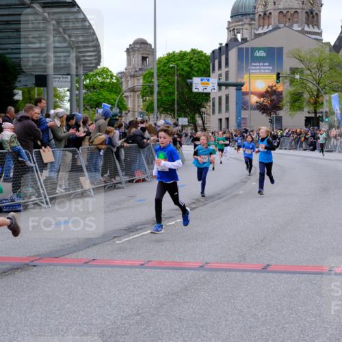 25.04.2026 - Das Zehntel Tim E. http://msf.ph/oto/9574088 25.04.2026 10:49:23 Ziel 5512, 5734, 5762, 6045, 6069, 6327, 6518, 6711, 6732, 6964, 7529, 7706, 7941 meine-sportfotos.de