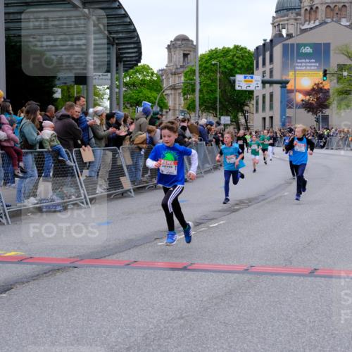 25.04.2026 - Das Zehntel Tim E. http://msf.ph/oto/9574091 25.04.2026 10:49:23 Ziel 5512, 5734, 5762, 6045, 6069, 6327, 6518, 6711, 6732, 6964, 7529, 7706, 7941 meine-sportfotos.de