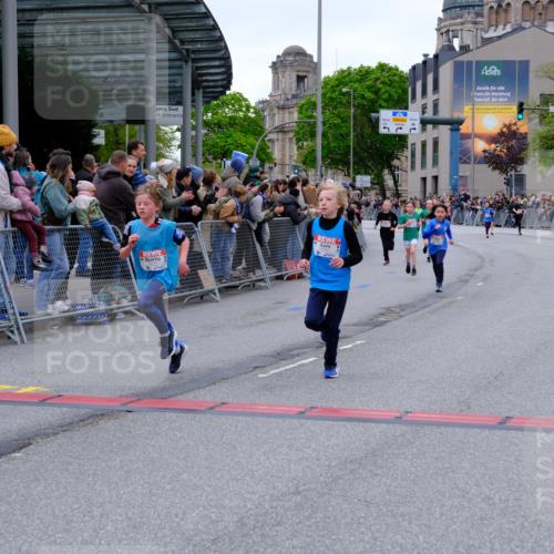 25.04.2026 - Das Zehntel Tim E. http://msf.ph/oto/9574099 25.04.2026 10:49:25 Ziel 5383, 5512, 5577, 5762, 6041, 6045, 6069, 6327, 6518, 7529, 7706, 7939, 7941 meine-sportfotos.de