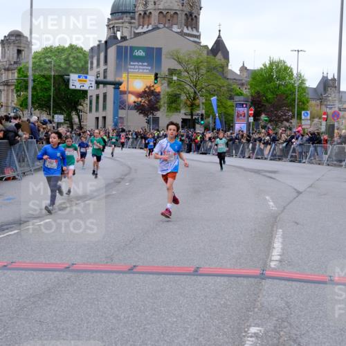 25.04.2026 - Das Zehntel Tim E. http://msf.ph/oto/9574103 25.04.2026 10:49:26 Ziel 5383, 5512, 5577, 5762, 6041, 6045, 6069, 6327, 6518, 7529, 7706, 7939, 7941 meine-sportfotos.de