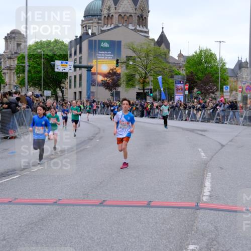 25.04.2026 - Das Zehntel Tim E. http://msf.ph/oto/9574104 25.04.2026 10:49:26 Ziel 5383, 5512, 5577, 5762, 6041, 6045, 6069, 6327, 6518, 7529, 7706, 7939, 7941 meine-sportfotos.de