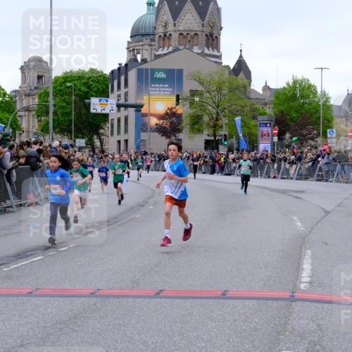 25.04.2026 - Das Zehntel Tim E. http://msf.ph/oto/9574106 25.04.2026 10:49:26 Ziel 5383, 5512, 5577, 5762, 6041, 6045, 6069, 6327, 6518, 7529, 7706, 7939, 7941 meine-sportfotos.de