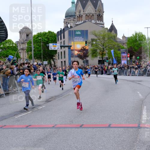25.04.2026 - Das Zehntel Tim E. http://msf.ph/oto/9574109 25.04.2026 10:49:26 Ziel 5383, 5512, 5577, 5762, 6041, 6045, 6069, 6327, 6518, 7529, 7706, 7939, 7941 meine-sportfotos.de