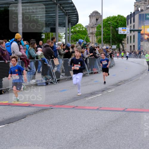 25.04.2026 - Das Zehntel Tim E. http://msf.ph/oto/9574125 25.04.2026 10:49:31 Ziel 5383, 5512, 5577, 5579, 5589, 5762, 6041, 6069, 6327, 6339, 6883, 7156, 7408, 7706, 7882, 7939, 7941 meine-sportfotos.de