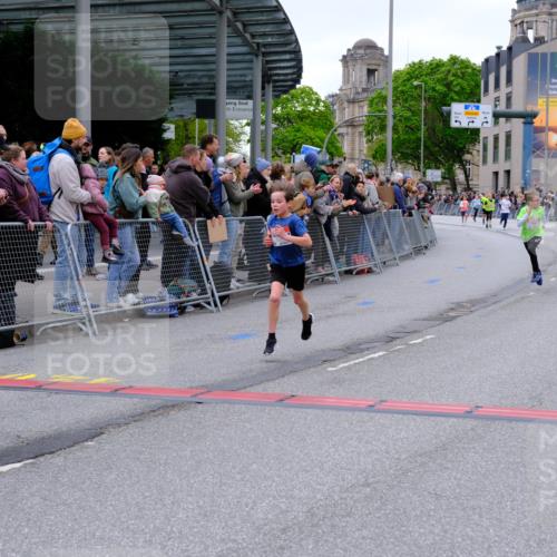 25.04.2026 - Das Zehntel Tim E. http://msf.ph/oto/9574132 25.04.2026 10:49:32 Ziel 5383, 5512, 5577, 5579, 5589, 6041, 6327, 6339, 6883, 7156, 7408, 7706, 7882, 7939, 7941 meine-sportfotos.de