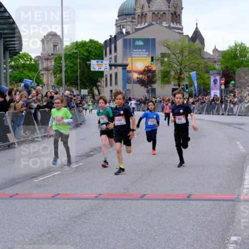 25.04.2026 - Das Zehntel Tim E. http://msf.ph/oto/9574141 25.04.2026 10:49:34 Ziel 5383, 5512, 5577, 5579, 5589, 6041, 6339, 6883, 7156, 7408, 7882, 7939, 7941 meine-sportfotos.de