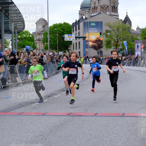 25.04.2026 - Das Zehntel Tim E. http://msf.ph/oto/9574143 25.04.2026 10:49:34 Ziel 5383, 5512, 5577, 5579, 5589, 6041, 6339, 6883, 7156, 7408, 7882, 7939, 7941 meine-sportfotos.de