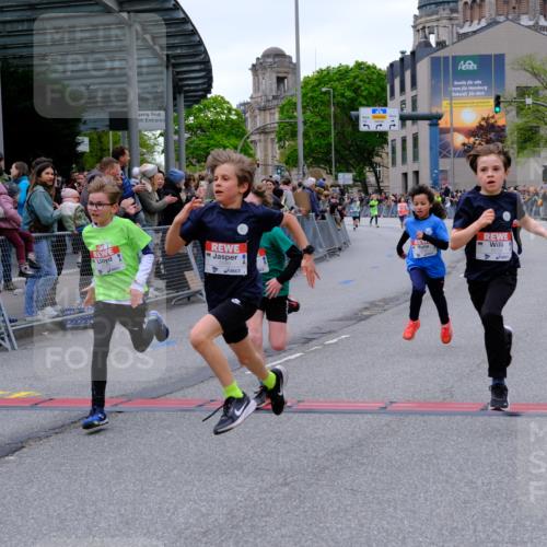 25.04.2026 - Das Zehntel Tim E. http://msf.ph/oto/9574148 25.04.2026 10:49:34 Ziel 5383, 5512, 5577, 5579, 5589, 6041, 6339, 6883, 7156, 7408, 7882, 7939, 7941 meine-sportfotos.de