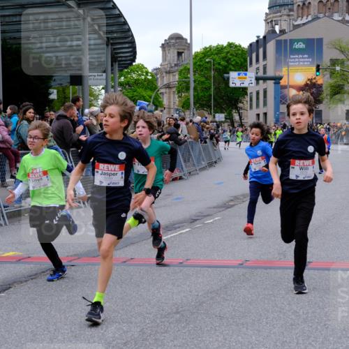 25.04.2026 - Das Zehntel Tim E. http://msf.ph/oto/9574149 25.04.2026 10:49:34 Ziel 5383, 5512, 5577, 5579, 5589, 6041, 6339, 6883, 7156, 7408, 7882, 7939, 7941 meine-sportfotos.de