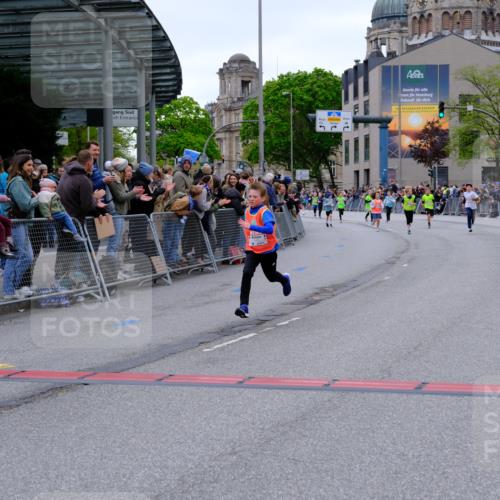 25.04.2026 - Das Zehntel Tim E. http://msf.ph/oto/9574159 25.04.2026 10:49:37 Ziel 5005, 5383, 5577, 5579, 5589, 6339, 6883, 7156, 7408, 7882 meine-sportfotos.de