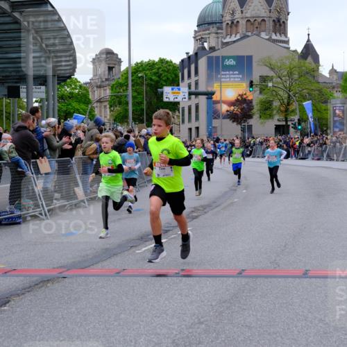 25.04.2026 - Das Zehntel Tim E. http://msf.ph/oto/9574186 25.04.2026 10:49:45 Ziel 5005, 5304, 6042, 6044, 6075, 6210, 6248, 7259, 7409, 7635 meine-sportfotos.de