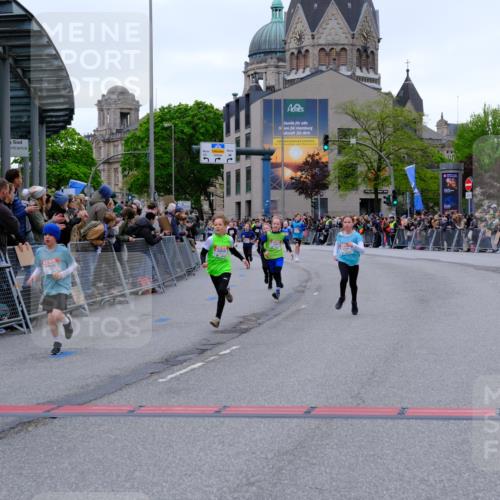 25.04.2026 - Das Zehntel Tim E. http://msf.ph/oto/9574189 25.04.2026 10:49:46 Ziel 5005, 5304, 5444, 6042, 6044, 6075, 6210, 6248, 7259, 7409, 7635 meine-sportfotos.de