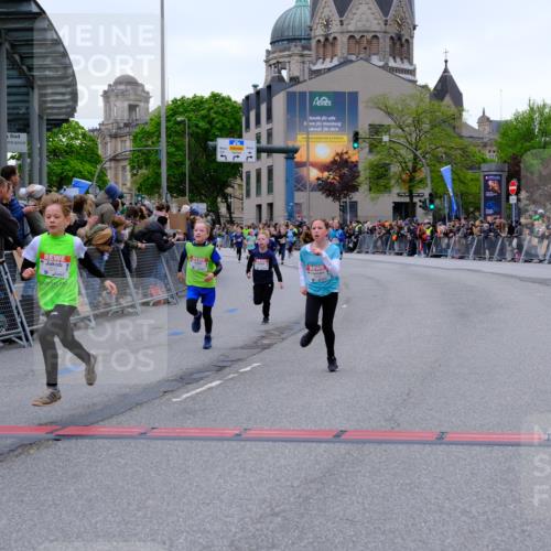 25.04.2026 - Das Zehntel Tim E. http://msf.ph/oto/9574196 25.04.2026 10:49:47 Ziel 5005, 5304, 5444, 5833, 6042, 6044, 6075, 6210, 6248, 7259, 7409, 7635 meine-sportfotos.de