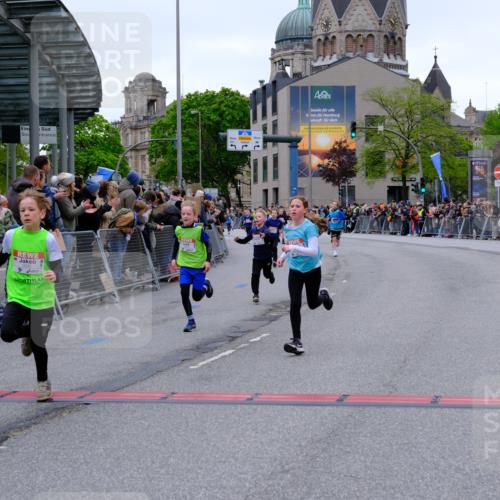 25.04.2026 - Das Zehntel Tim E. http://msf.ph/oto/9574198 25.04.2026 10:49:47 Ziel 5005, 5304, 5444, 5833, 6042, 6044, 6075, 6210, 6248, 7259, 7409, 7635 meine-sportfotos.de