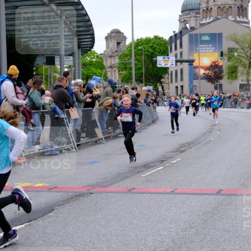 25.04.2026 - Das Zehntel Tim E. http://msf.ph/oto/9574206 25.04.2026 10:49:49 Ziel 5304, 5444, 5833, 6042, 6044, 6075, 6210, 6248, 6332, 7259, 7409, 7635, 8032 meine-sportfotos.de