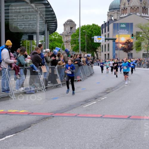 25.04.2026 - Das Zehntel Tim E. http://msf.ph/oto/9574214 25.04.2026 10:49:51 Ziel 5101, 5304, 5444, 5833, 6042, 6043, 6044, 6210, 6248, 6332, 6684, 7259, 7635, 7695, 8032, 8040, 8051 meine-sportfotos.de
