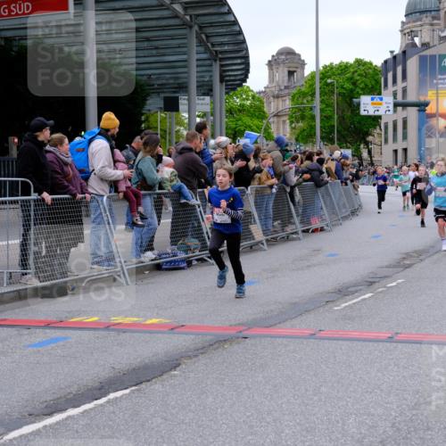 25.04.2026 - Das Zehntel Tim E. http://msf.ph/oto/9574220 25.04.2026 10:49:51 Ziel 5101, 5304, 5444, 5833, 6042, 6043, 6044, 6210, 6248, 6332, 6684, 7259, 7635, 7695, 8032, 8040, 8051 meine-sportfotos.de