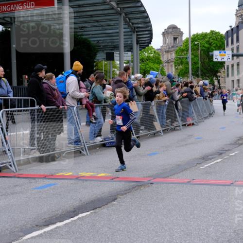 25.04.2026 - Das Zehntel Tim E. http://msf.ph/oto/9574222 25.04.2026 10:49:51 Ziel 5101, 5304, 5444, 5833, 6042, 6043, 6044, 6210, 6248, 6332, 6684, 7259, 7635, 7695, 8032, 8040, 8051 meine-sportfotos.de