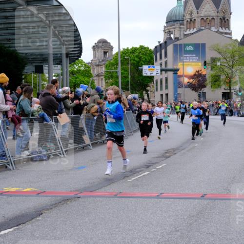 25.04.2026 - Das Zehntel Tim E. http://msf.ph/oto/9574225 25.04.2026 10:49:53 Ziel 5101, 5444, 5587, 5833, 6042, 6043, 6044, 6210, 6248, 6332, 6349, 6684, 7257, 7635, 7695, 8032, 8040, 8051 meine-sportfotos.de
