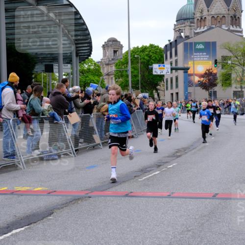 25.04.2026 - Das Zehntel Tim E. http://msf.ph/oto/9574226 25.04.2026 10:49:53 Ziel 5101, 5444, 5587, 5833, 6042, 6043, 6044, 6210, 6248, 6332, 6349, 6684, 7257, 7635, 7695, 8032, 8040, 8051 meine-sportfotos.de