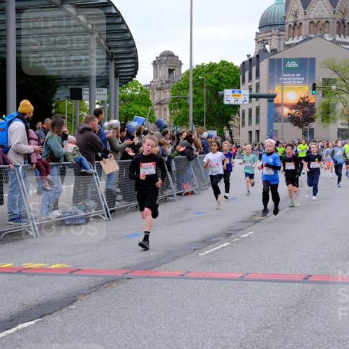 25.04.2026 - Das Zehntel Tim E. http://msf.ph/oto/9574233 25.04.2026 10:49:54 Ziel 5101, 5444, 5587, 5833, 6043, 6044, 6210, 6248, 6332, 6349, 6414, 6684, 7257, 7688, 7695, 8032, 8040, 8051 meine-sportfotos.de