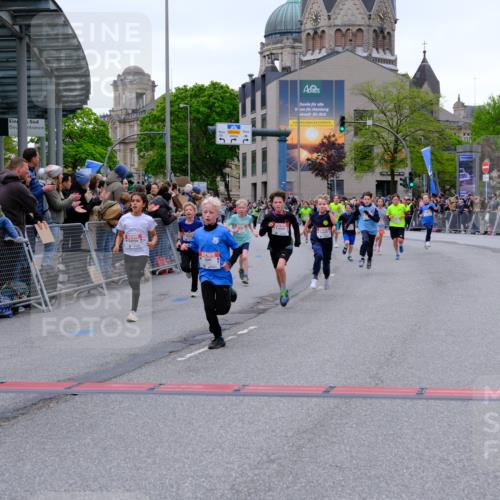 25.04.2026 - Das Zehntel Tim E. http://msf.ph/oto/9574237 25.04.2026 10:49:55 Ziel 5101, 5444, 5587, 5833, 6043, 6210, 6332, 6349, 6414, 6684, 7257, 7688, 7695, 8032, 8040, 8051 meine-sportfotos.de