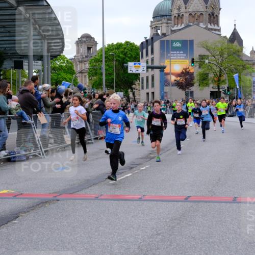 25.04.2026 - Das Zehntel Tim E. http://msf.ph/oto/9574239 25.04.2026 10:49:55 Ziel 5101, 5444, 5587, 5833, 6043, 6210, 6332, 6349, 6414, 6684, 7257, 7688, 7695, 8032, 8040, 8051 meine-sportfotos.de