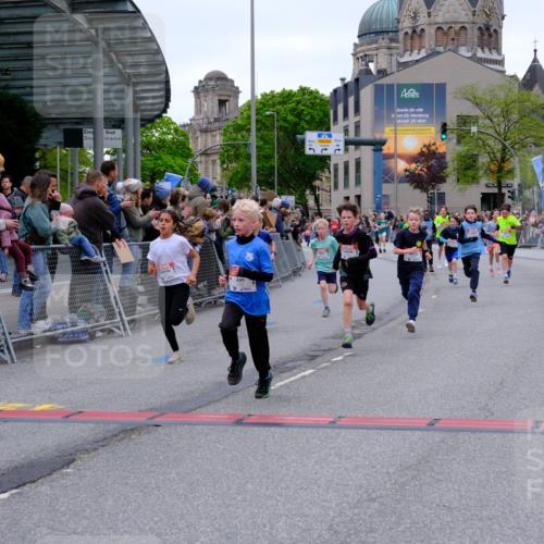 25.04.2026 - Das Zehntel Tim E. http://msf.ph/oto/9574241 25.04.2026 10:49:55 Ziel 5101, 5444, 5587, 5833, 6043, 6210, 6332, 6349, 6414, 6684, 7257, 7688, 7695, 8032, 8040, 8051 meine-sportfotos.de
