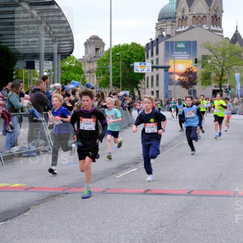 25.04.2026 - Das Zehntel Tim E. http://msf.ph/oto/9574247 25.04.2026 10:49:56 Ziel 5101, 5444, 5587, 5833, 6043, 6332, 6349, 6414, 6684, 7257, 7260, 7688, 7695, 8032, 8040, 8051 meine-sportfotos.de