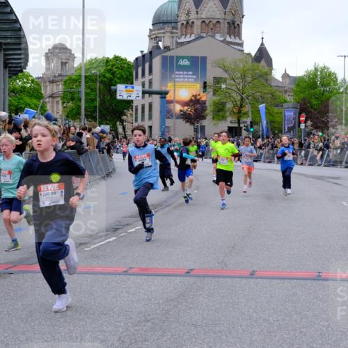 25.04.2026 - Das Zehntel Tim E. http://msf.ph/oto/9574251 25.04.2026 10:49:57 Ziel 5101, 5444, 5587, 5833, 6043, 6332, 6349, 6414, 6684, 6710, 7257, 7260, 7688, 7695, 8032, 8037, 8040, 8051 meine-sportfotos.de