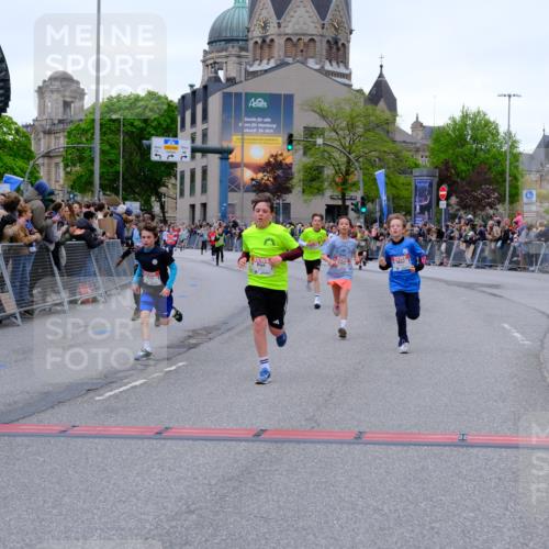 25.04.2026 - Das Zehntel Tim E. http://msf.ph/oto/9574258 25.04.2026 10:49:58 Ziel 5101, 5444, 5587, 5833, 6043, 6332, 6349, 6414, 6684, 6710, 7257, 7260, 7688, 7695, 7929, 8032, 8037, 8040, 8051, 8054 meine-sportfotos.de