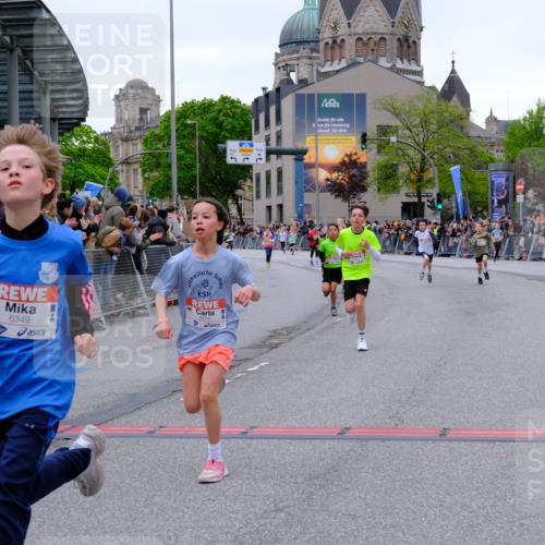 25.04.2026 - Das Zehntel Tim E. http://msf.ph/oto/9574273 25.04.2026 10:50:00 Ziel 5101, 5587, 6043, 6332, 6349, 6414, 6684, 6710, 7257, 7260, 7688, 7695, 7929, 7951, 8032, 8037, 8040, 8051, 8054 meine-sportfotos.de