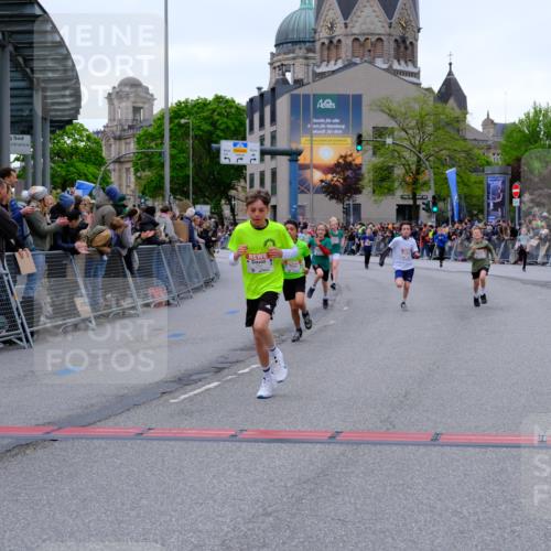 25.04.2026 - Das Zehntel Tim E. http://msf.ph/oto/9574278 25.04.2026 10:50:01 Ziel 5101, 5587, 6043, 6332, 6349, 6414, 6684, 6710, 7257, 7260, 7688, 7695, 7929, 7951, 8032, 8037, 8040, 8051, 8054 meine-sportfotos.de