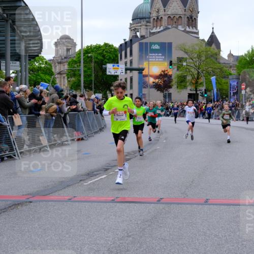 25.04.2026 - Das Zehntel Tim E. http://msf.ph/oto/9574279 25.04.2026 10:50:01 Ziel 5101, 5587, 6043, 6332, 6349, 6414, 6684, 6710, 7257, 7260, 7688, 7695, 7929, 7951, 8032, 8037, 8040, 8051, 8054 meine-sportfotos.de