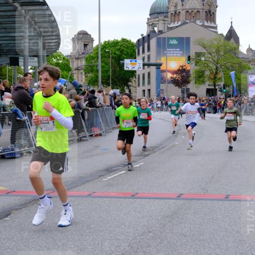 25.04.2026 - Das Zehntel Tim E. http://msf.ph/oto/9574285 25.04.2026 10:50:02 Ziel 5101, 5587, 6043, 6066, 6349, 6414, 6684, 6710, 7257, 7260, 7688, 7695, 7929, 7951, 8037, 8040, 8051, 8054 meine-sportfotos.de