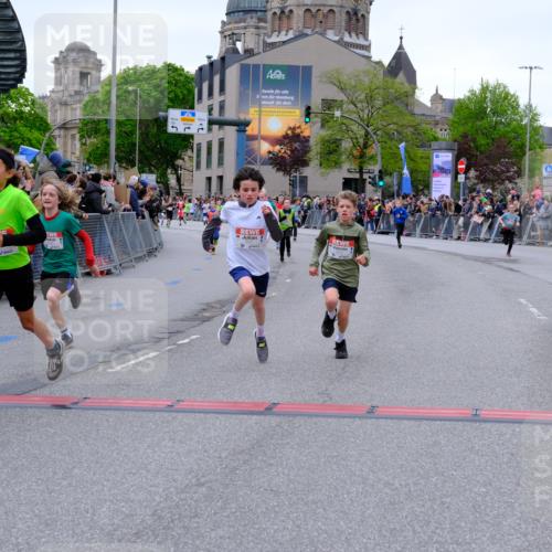 25.04.2026 - Das Zehntel Tim E. http://msf.ph/oto/9574289 25.04.2026 10:50:03 Ziel 5587, 6043, 6059, 6066, 6349, 6414, 6684, 6710, 7257, 7260, 7393, 7582, 7688, 7695, 7929, 7951, 8037, 8040, 8054 meine-sportfotos.de