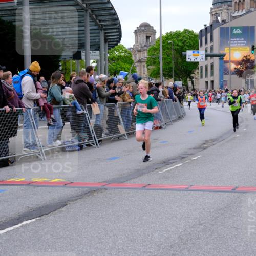 25.04.2026 - Das Zehntel Tim E. http://msf.ph/oto/9574297 25.04.2026 10:50:05 Ziel 5391, 5587, 6059, 6066, 6119, 6349, 6414, 6710, 7257, 7260, 7393, 7582, 7688, 7929, 7951, 8037, 8054 meine-sportfotos.de