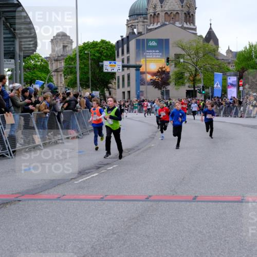 25.04.2026 - Das Zehntel Tim E. http://msf.ph/oto/9574304 25.04.2026 10:50:07 Ziel 5391, 6000, 6059, 6066, 6119, 6141, 6710, 7260, 7393, 7501, 7582, 7929, 7951, 8037, 8054 meine-sportfotos.de