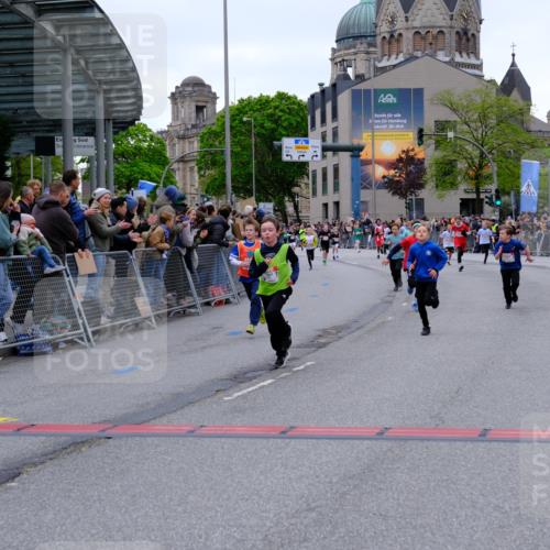 25.04.2026 - Das Zehntel Tim E. http://msf.ph/oto/9574307 25.04.2026 10:50:07 Ziel 5391, 6000, 6059, 6066, 6119, 6141, 6710, 7260, 7393, 7501, 7582, 7929, 7951, 8037, 8054 meine-sportfotos.de