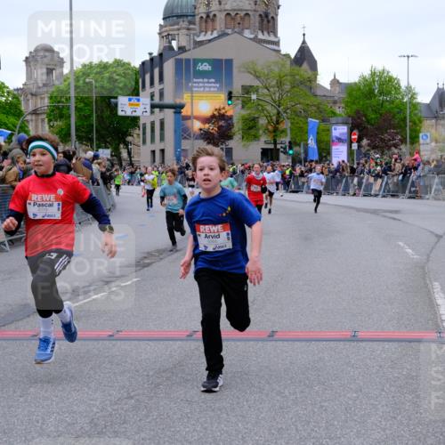25.04.2026 - Das Zehntel Tim E. http://msf.ph/oto/9574323 25.04.2026 10:50:10 Ziel 5036, 5391, 6000, 6059, 6066, 6119, 6141, 6410, 6510, 6525, 6533, 7393, 7501, 7582, 7929, 7951, 8054 meine-sportfotos.de